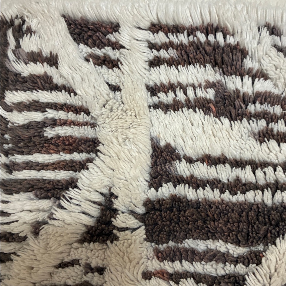 SOLD 2 Small Floor Rugs - Picture 7 of 7